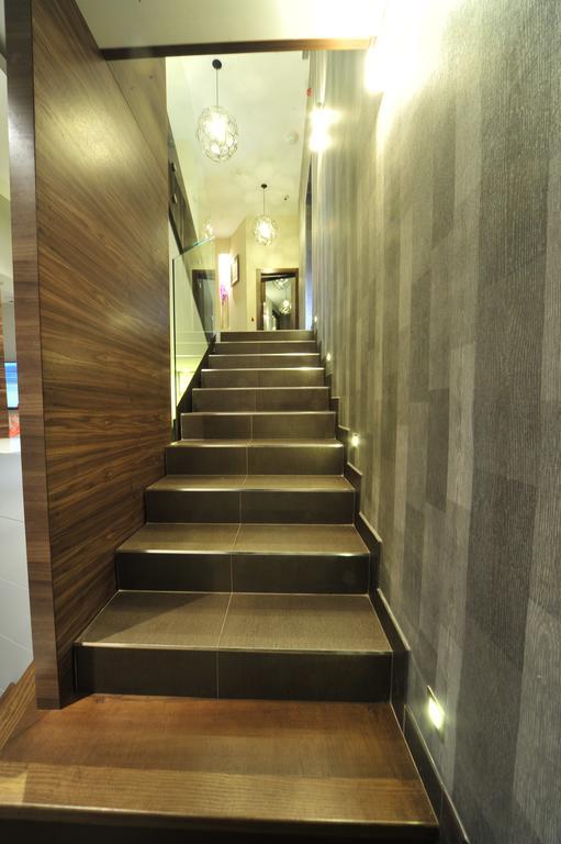 Nv Luxury Suites & Spa Belgrade Exterior photo