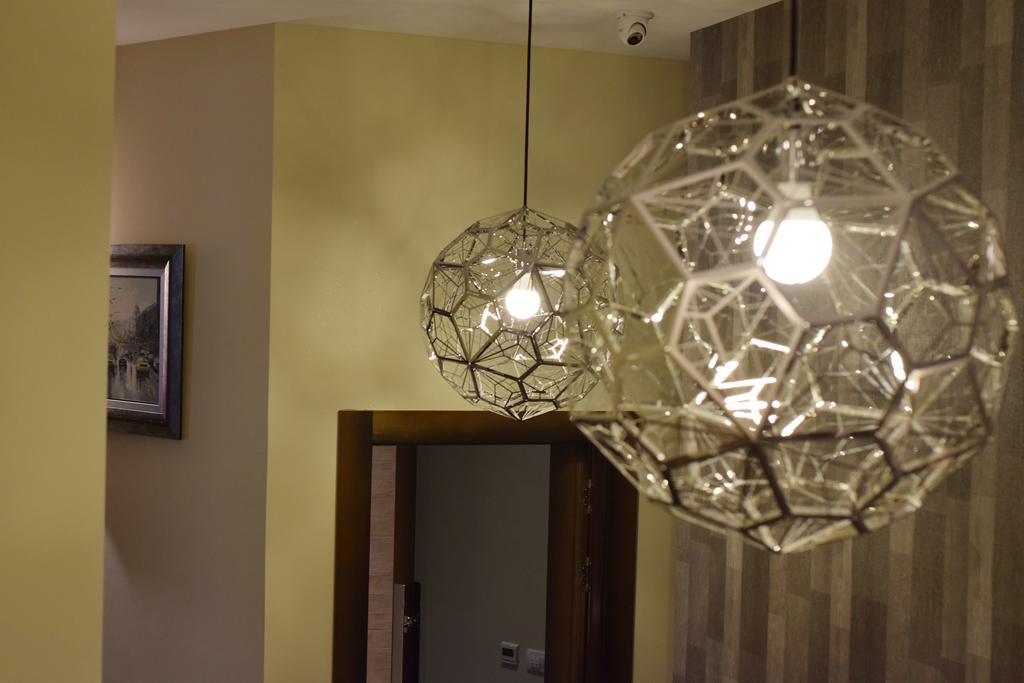 Nv Luxury Suites & Spa Belgrade Exterior photo