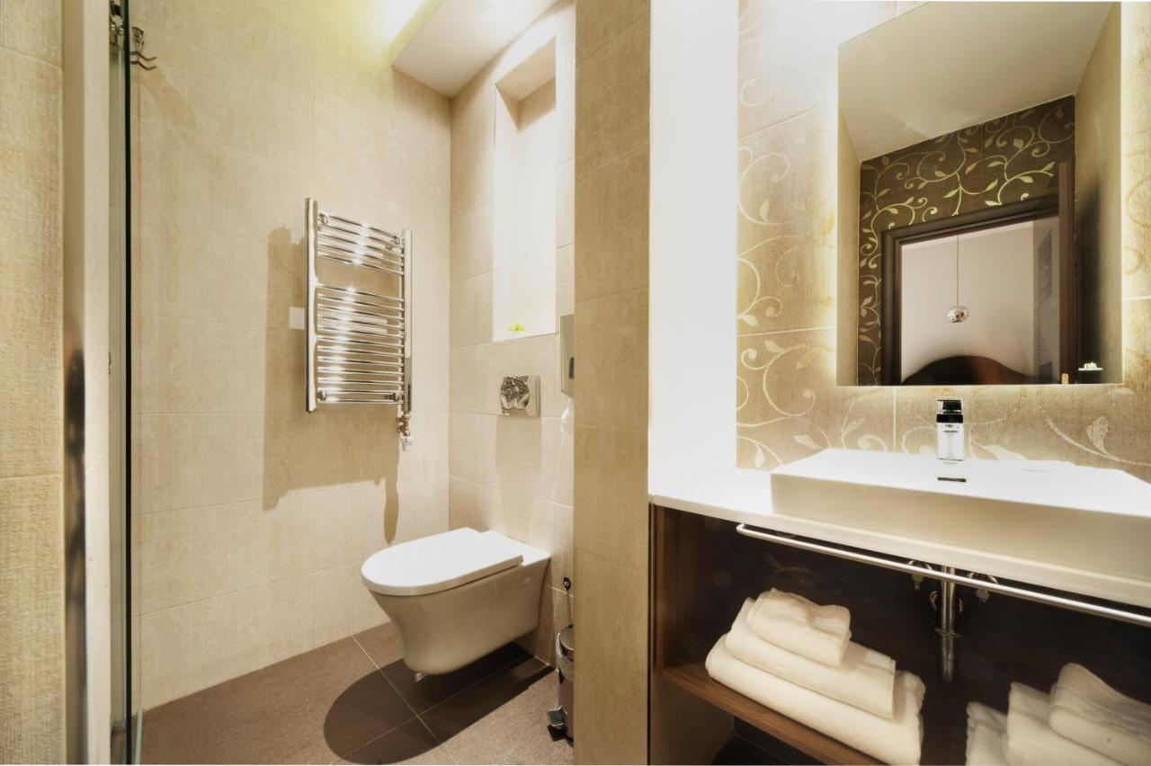 Nv Luxury Suites & Spa Belgrade Exterior photo